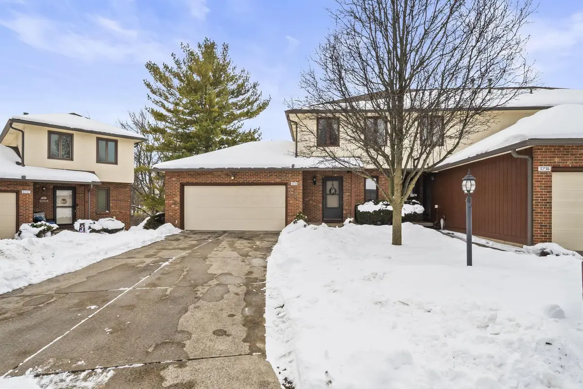 3234 Parkview Circle, Grove City, OH 43123 - #1
