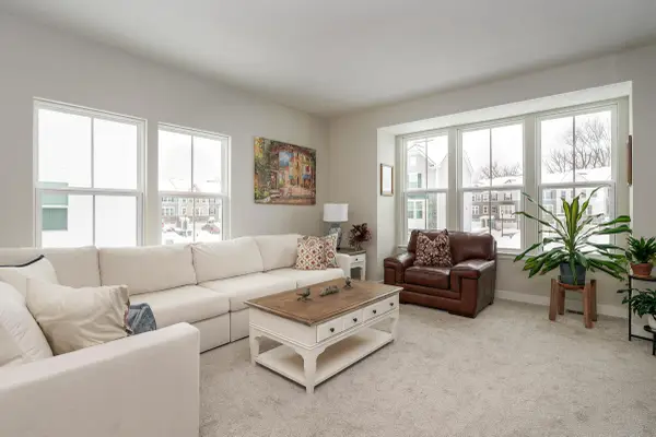 323 Via Condotti, Delaware, OH 43015