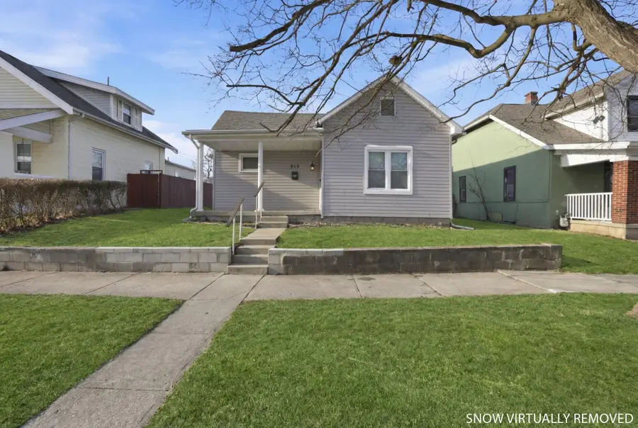 910 E Paint Street, Washington Court House, OH 43160 - #2