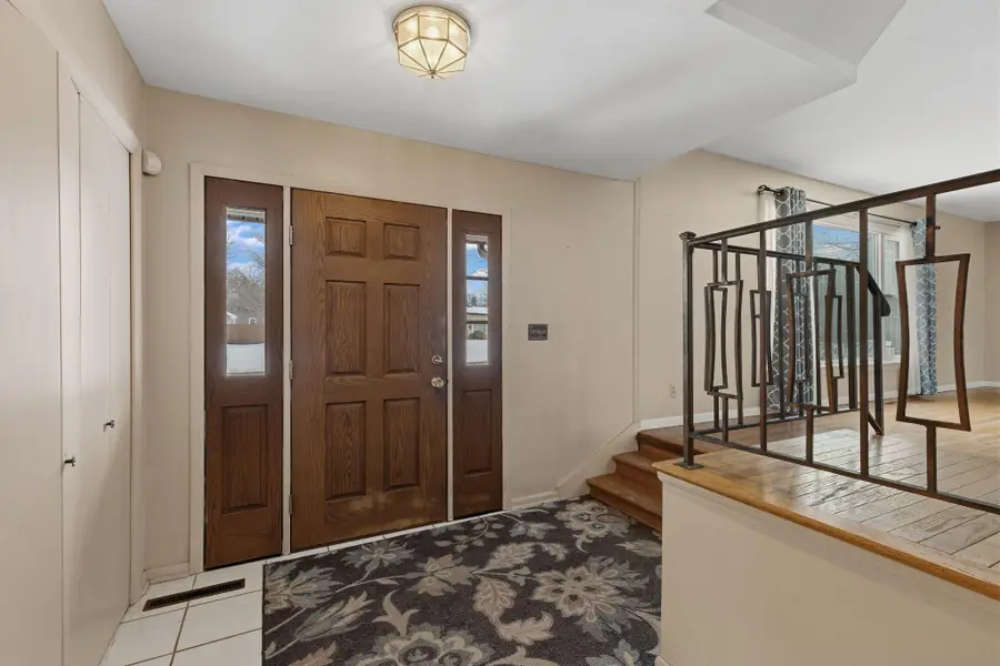 339 Meadow Lane, Circleville, OH 43113 - #3