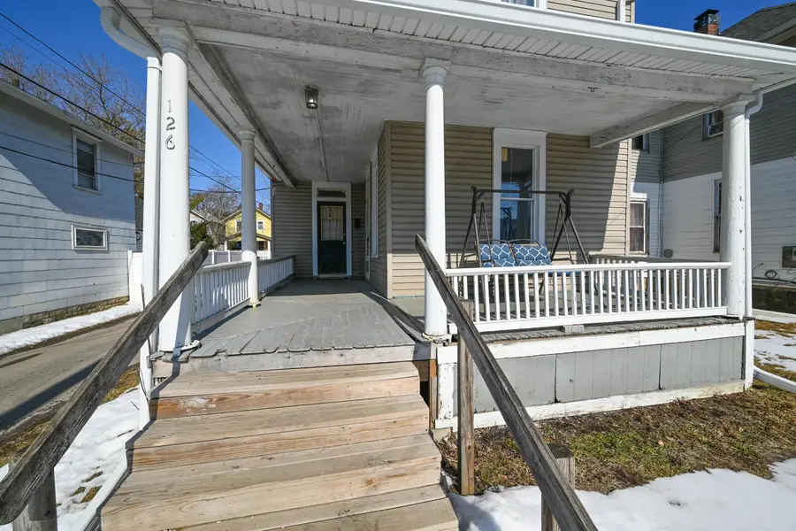 126 W Washington Avenue, Marion, OH 43302 - #3