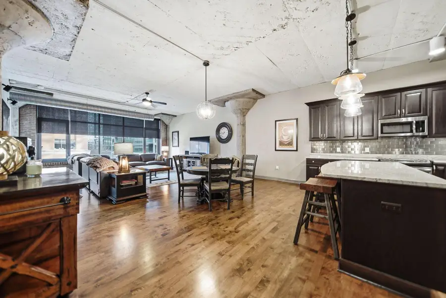 300 W Spring Street, Columbus, OH 43215 - #3