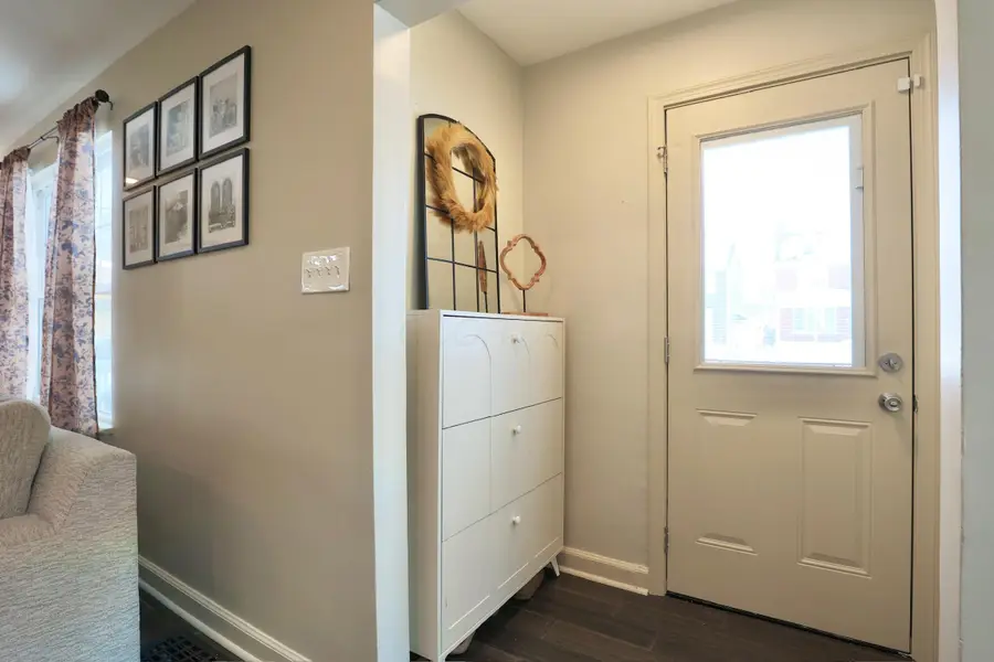 1071 Lilley Avenue, Columbus, OH 43206 - #3