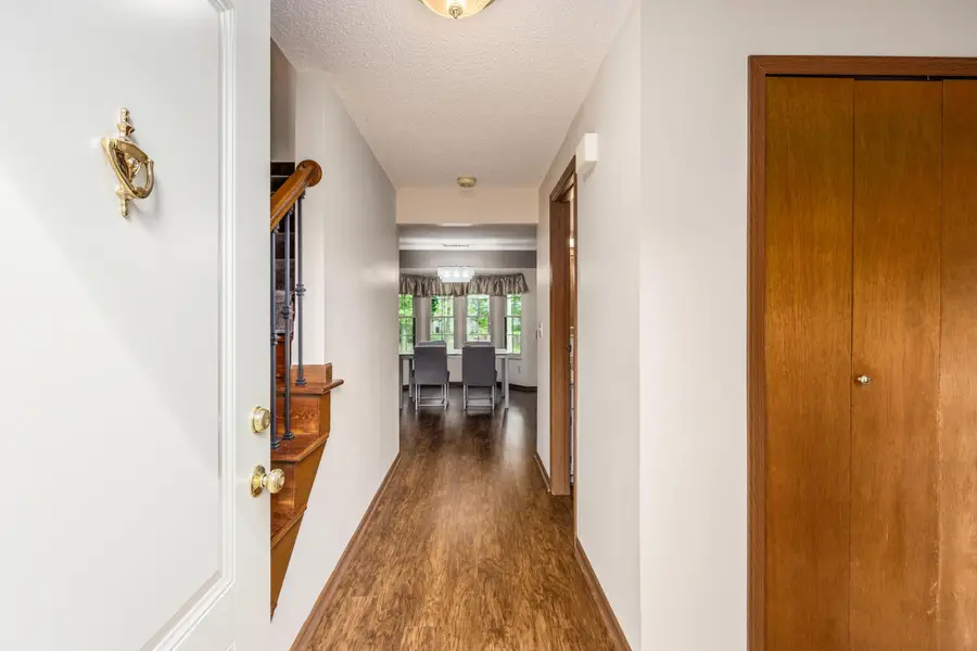 544 Waring Way, Columbus, OH 43213 - #3