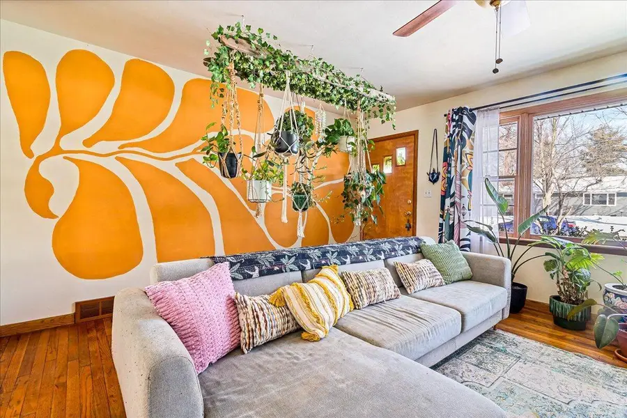 201 Laverne Drive, Newark, OH 43055 - #3