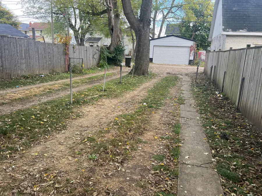 338-340 S Harris Avenue, Columbus, OH 43204 - #3