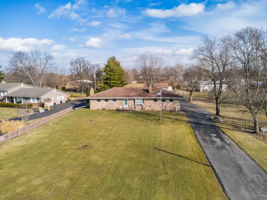 4864 Harrisburg Pike, Grove City, OH 43123 - #2