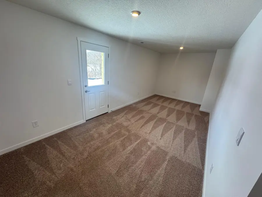 160 Dusky Willow Drive, Reynoldsburg, OH 43068 - #2