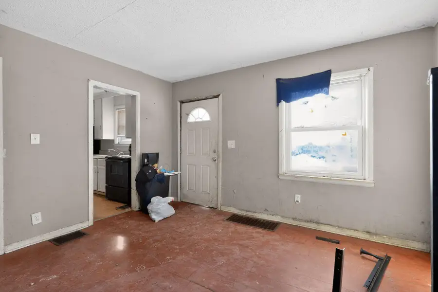 530 Whitethorne Avenue, Columbus, OH 43223 - #3