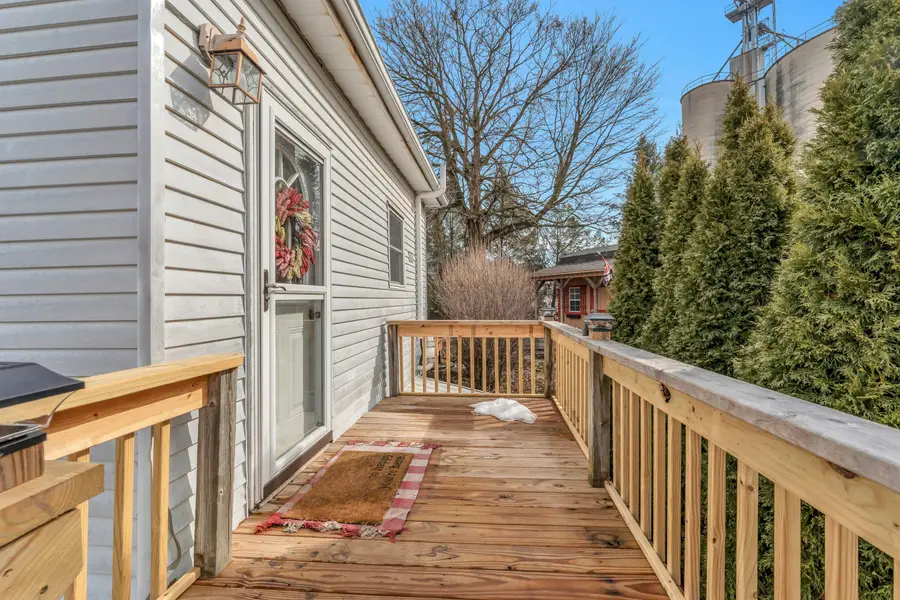 147 N Clayton Street, Centerburg, OH 43011 - #3