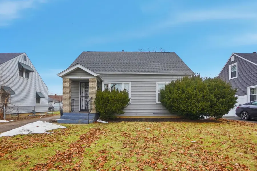 990 E 21st Avenue, Columbus, OH 43211 - #2