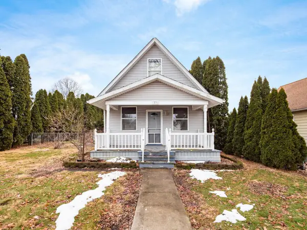 23 E Oak Street, Canal Winchester, OH 43110