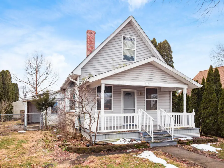 23 E Oak Street, Canal Winchester, OH 43110 - #3