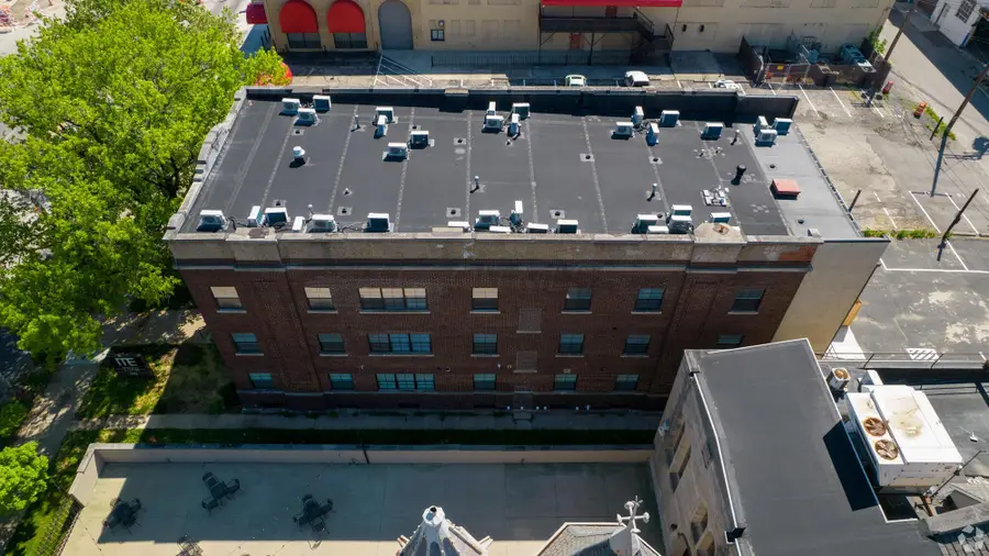 595 E Broad Street, Columbus, OH 43215 - #2