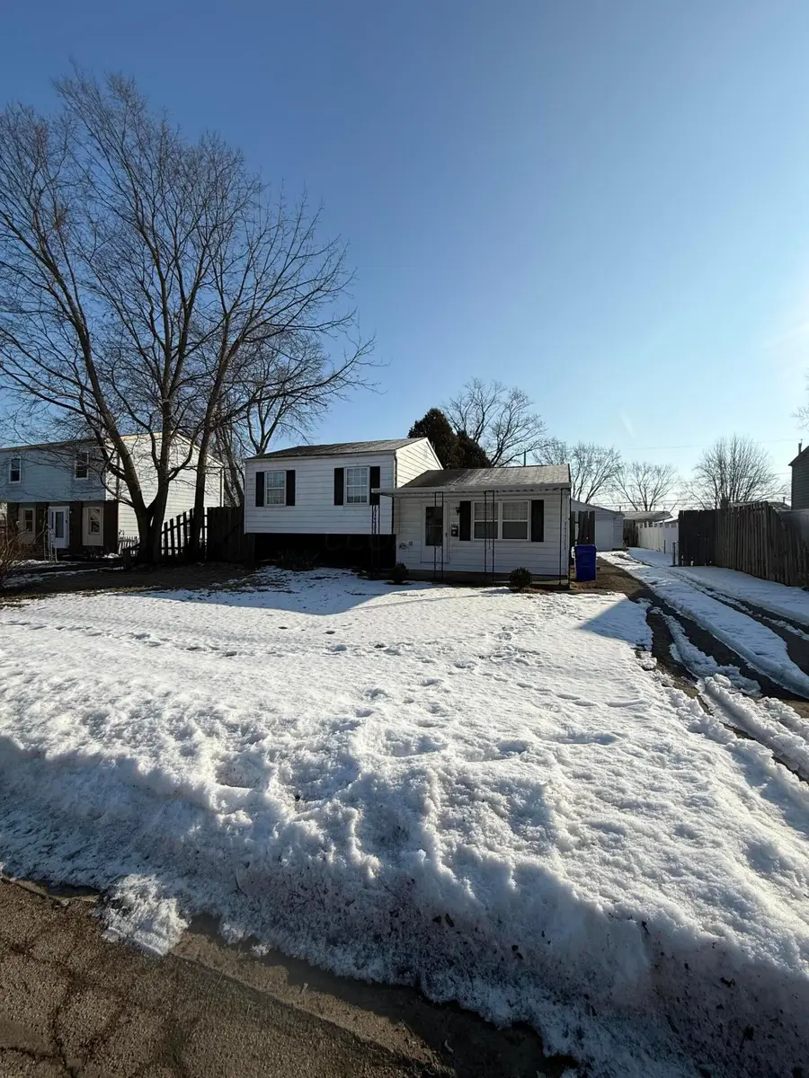 3302 Everson Road E, Columbus, OH 43232 - #2