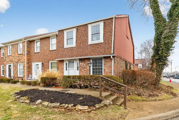 671 Simbury Street, Columbus, OH 43228