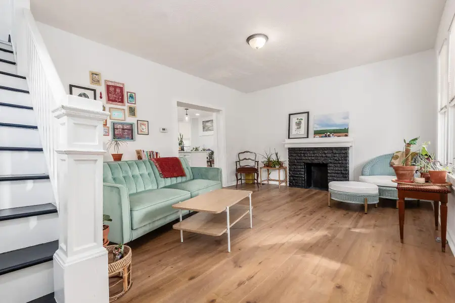 90 S Burgess Avenue, Columbus, OH 43204 - #3