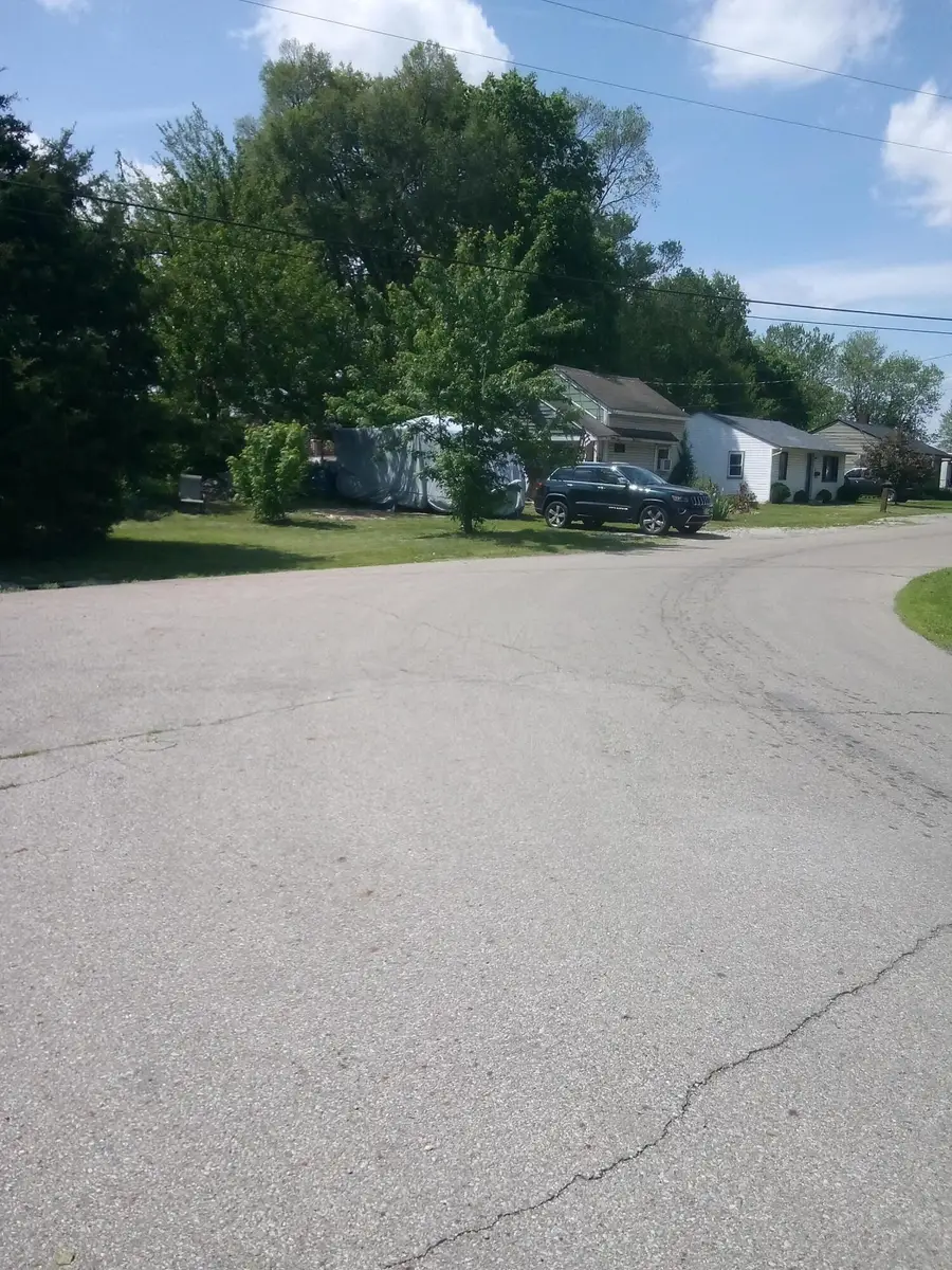 405 Hedges Street, Ashville, OH 43103 - #2