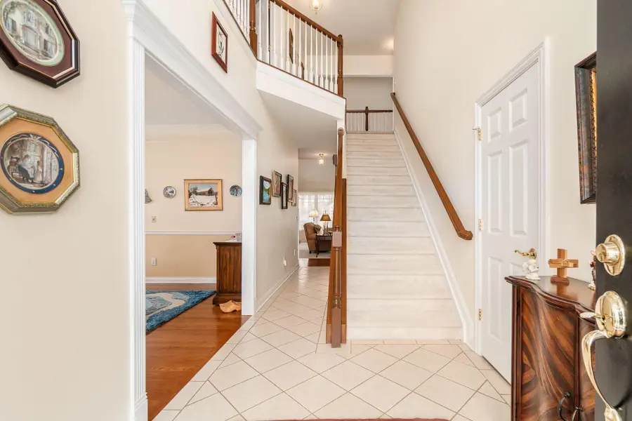 5754 Lake Forest Way, Westerville, OH 43082 - #3