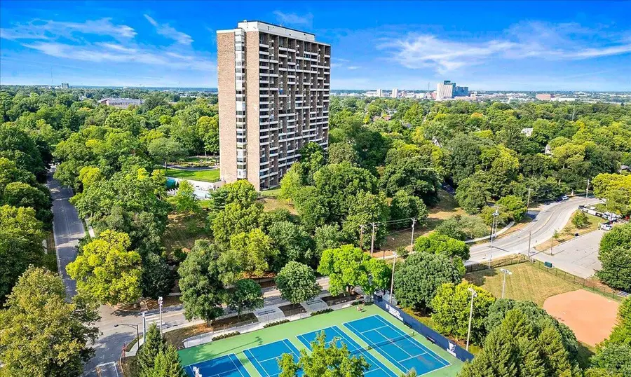 1000 Urlin Avenue Avenue, Columbus, OH 43212 - #3