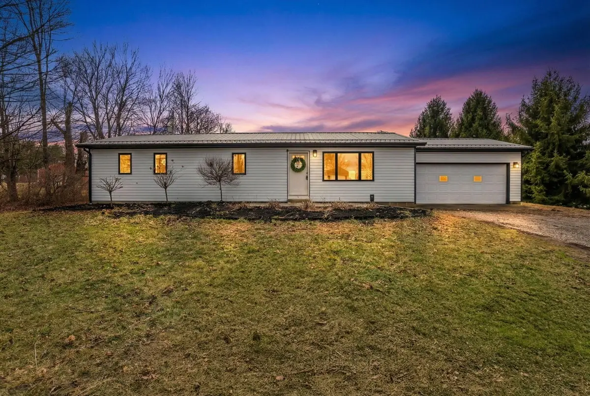 6615 Westfall Road Sw, Lancaster, OH 43130 - #1