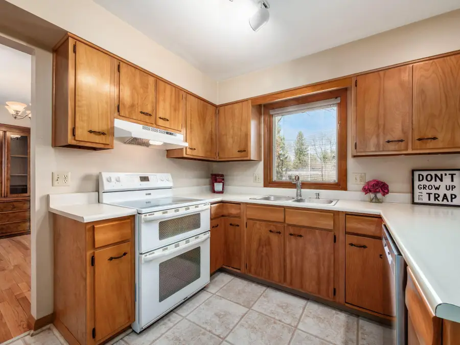 876 Middlebury Drive N, Worthington, OH 43085 - #2