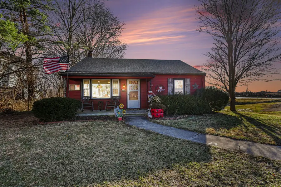 1037 Dayton Avenue Nw, Washington Court House, OH 43160 - #2