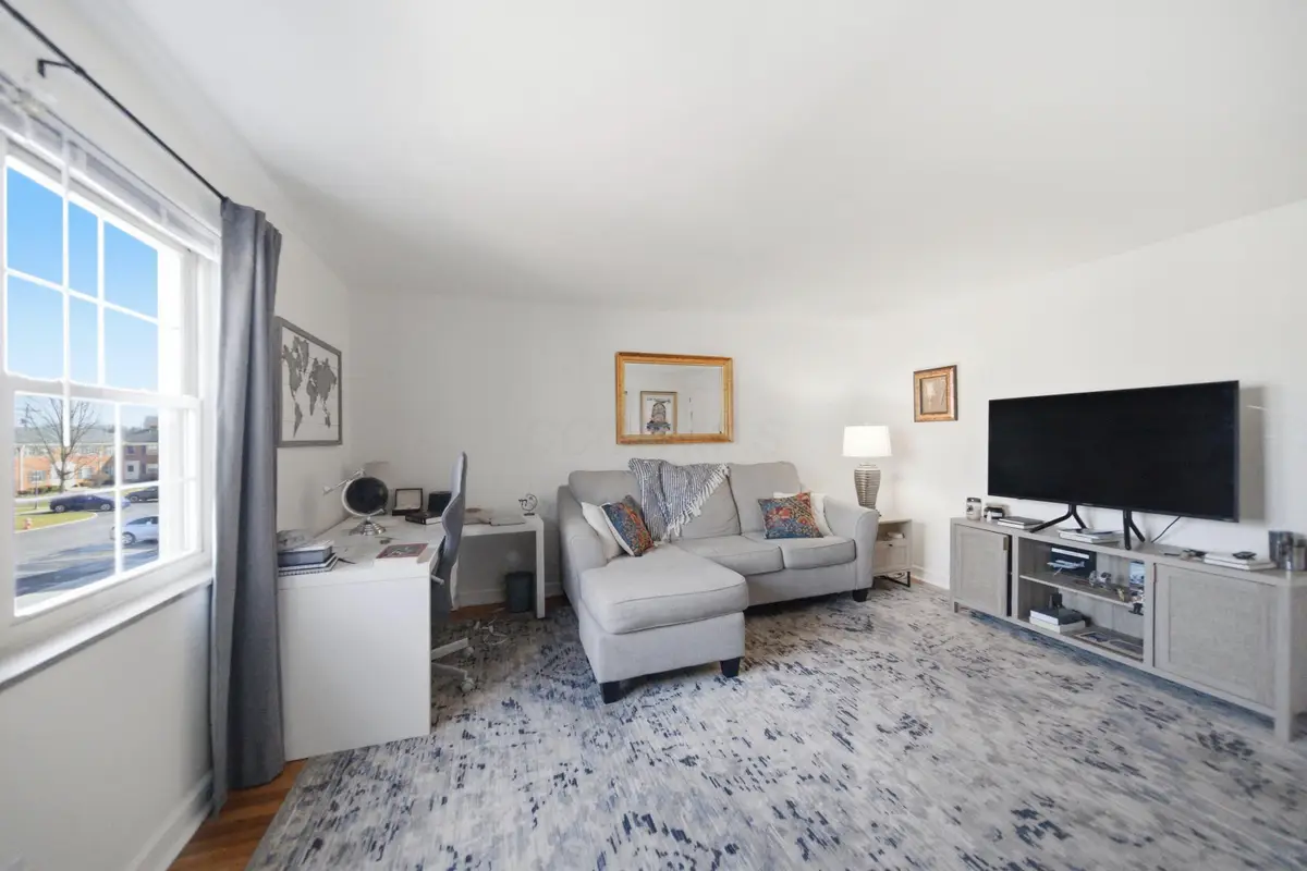 1109 Sells Avenue, Columbus, OH 43212 - #1