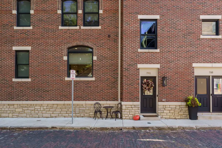 792 Highland Street, Columbus, OH 43215 - #3