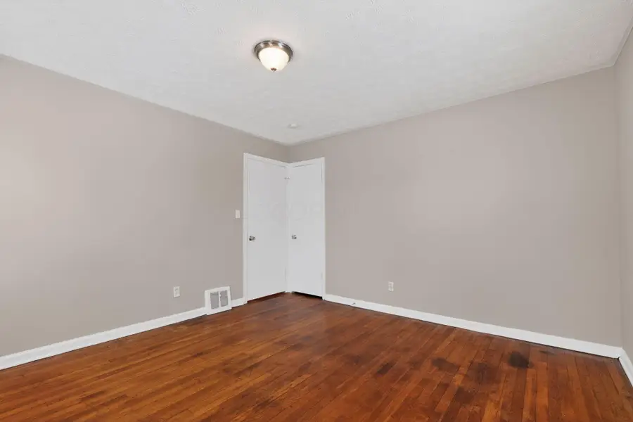 1568 Oakwood Avenue, Columbus, OH 43207 - #2