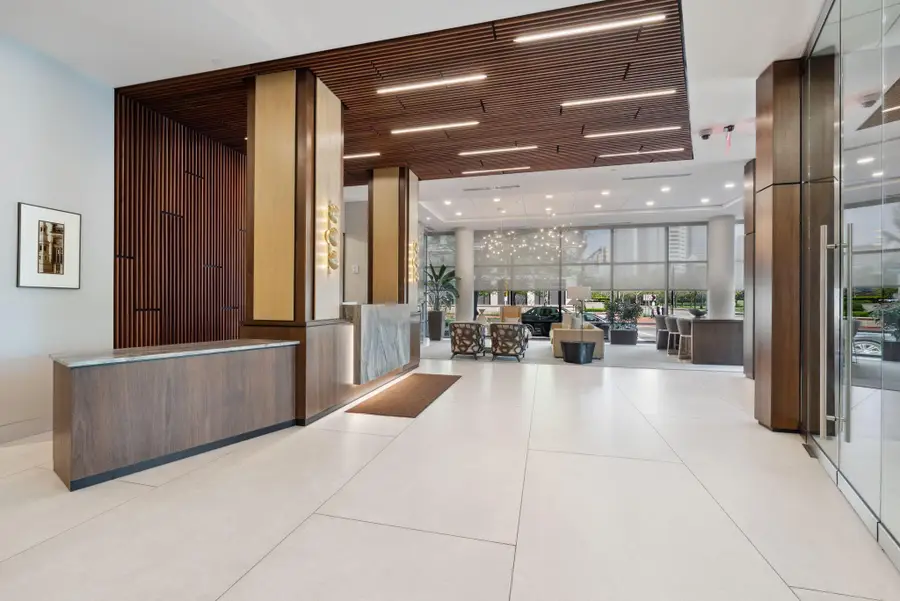 300 W Spring Street, Columbus, OH 43215 - #3