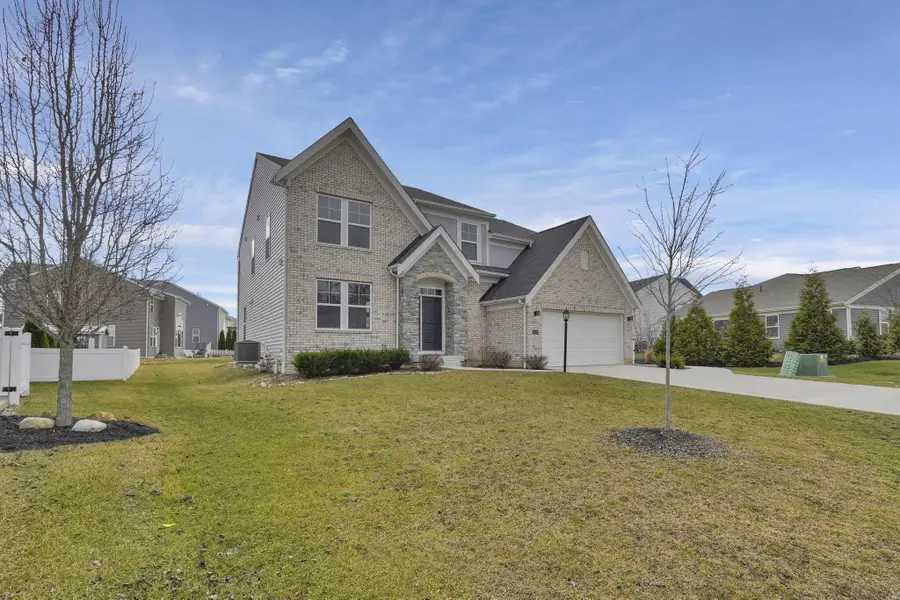 1472 Shawnee Drive, Marysville, OH 43040 - #2