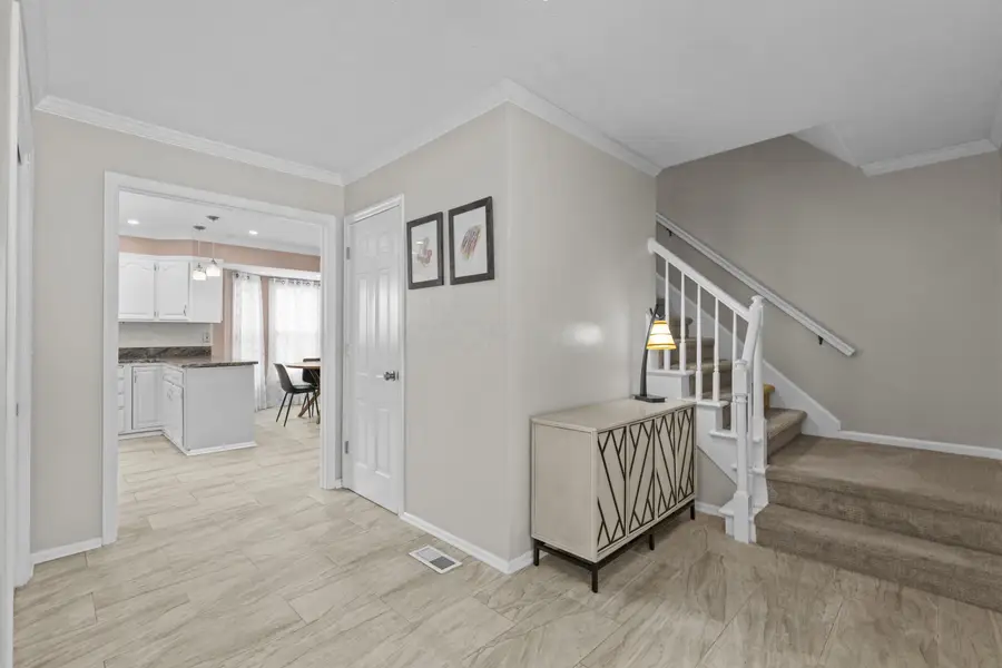 818 Werner Way, Columbus, OH 43085 - #3