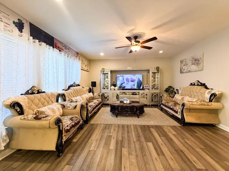 7844 Oldham Drive, Reynoldsburg, OH 43068 - #3