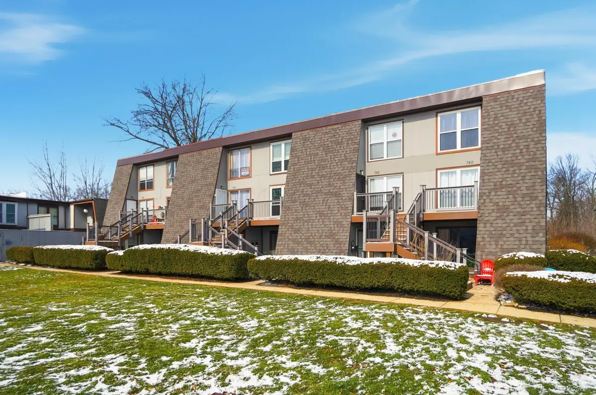 736 Worthington Forest Place, Columbus, OH 43229 - #1