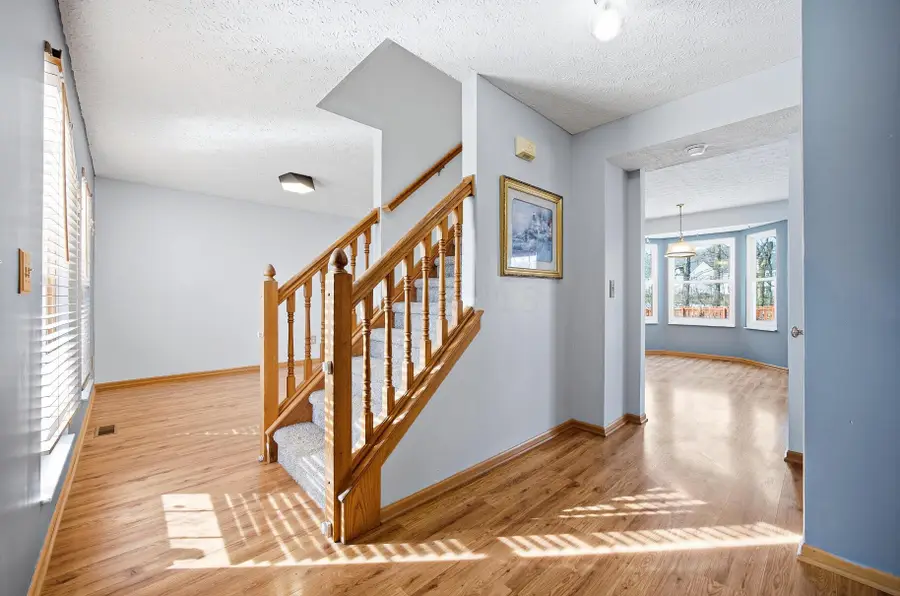 9152 Longstone Drive, Lewis Center, OH 43035 - #3