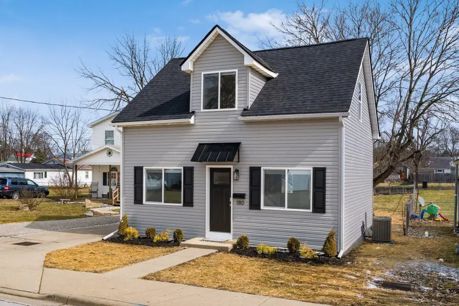 180 Nicholas Drive, Circleville, OH 43113 - #3