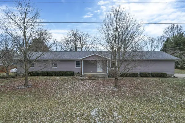 29 1st Avenue Sw, Etna, OH 43062