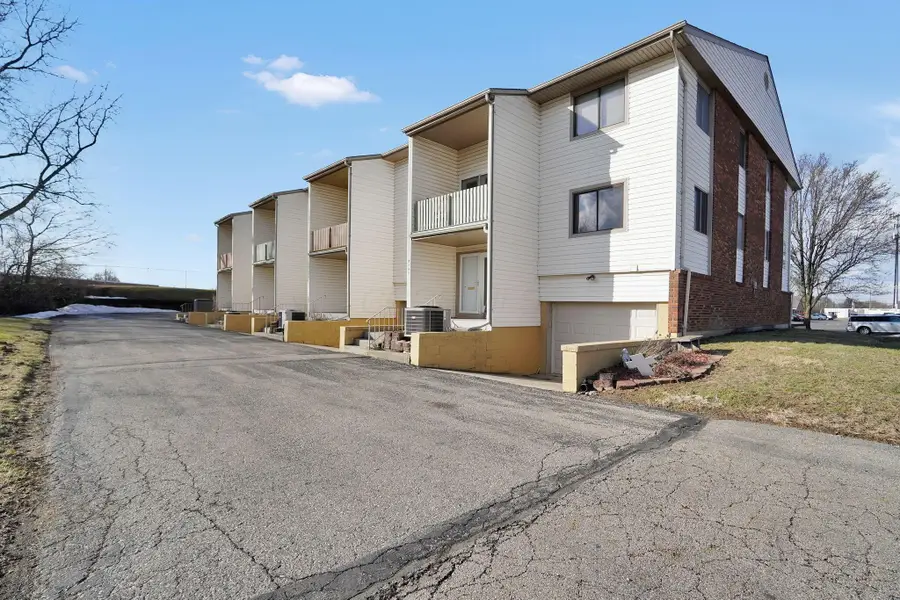 2153 Olympic Street, Springfield, OH 45503 - #3