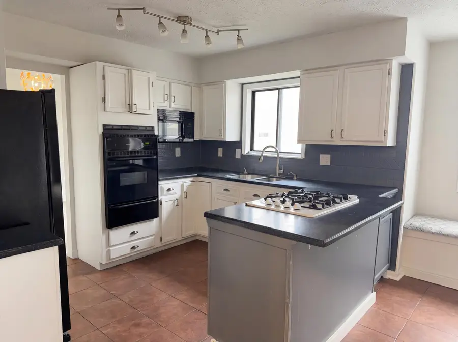 6288 Fence Row Lane, Canal Winchester, OH 43110 - #2