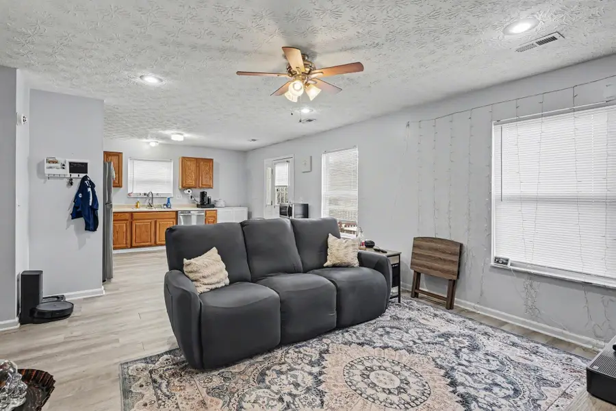 793 Crevis Lane, Columbus, OH 43228 - #3