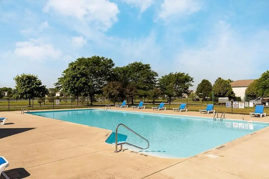 4215 Bowman Meadow Drive, Canal Winchester, OH 43110 - #3