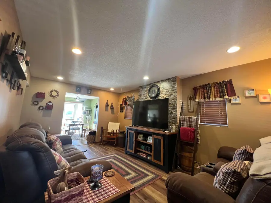 15 W Postal Avenue, Newark, OH 43055 - #2