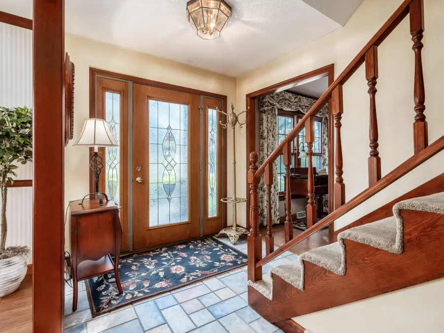 905 Center Court, Zanesville, OH 43701 - #3