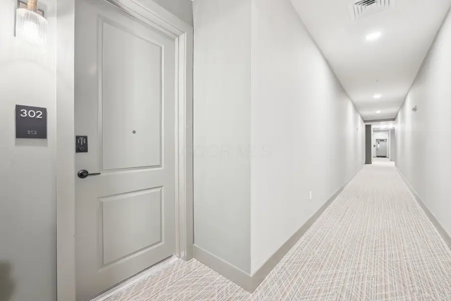 270 Dickenson Street, Columbus, OH 43215 - #2