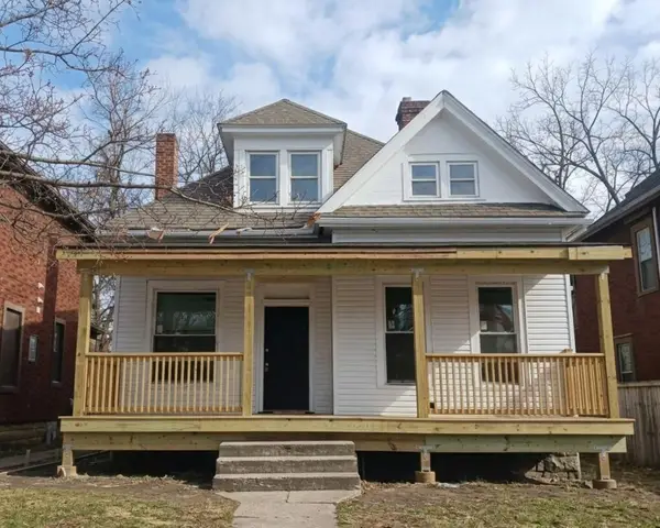 381 E Oakland Avenue, Columbus, OH 43202