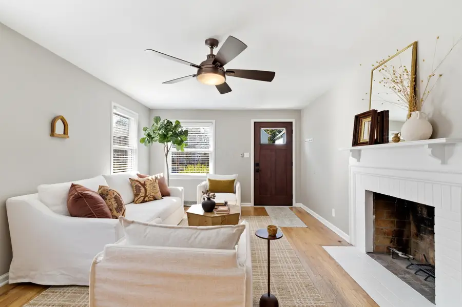 834 Gladden Road, Columbus, OH 43212 - #3