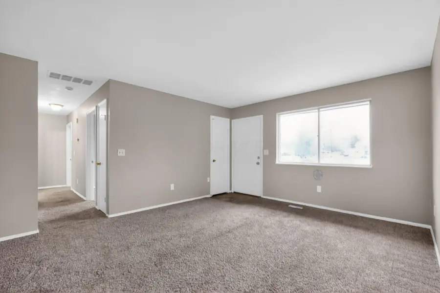 868 Liverpool Place, Westerville, OH 43081 - #2