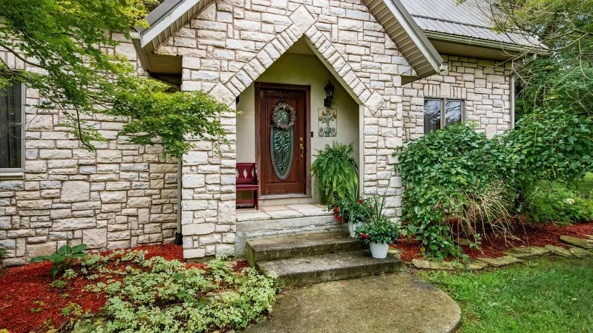 6730 Dillon Hills Drive, Nashport, OH 43830 - #1