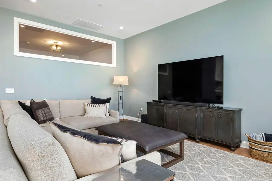 225 John H Mcconnell Boulevard, Columbus, OH 43215 - #2